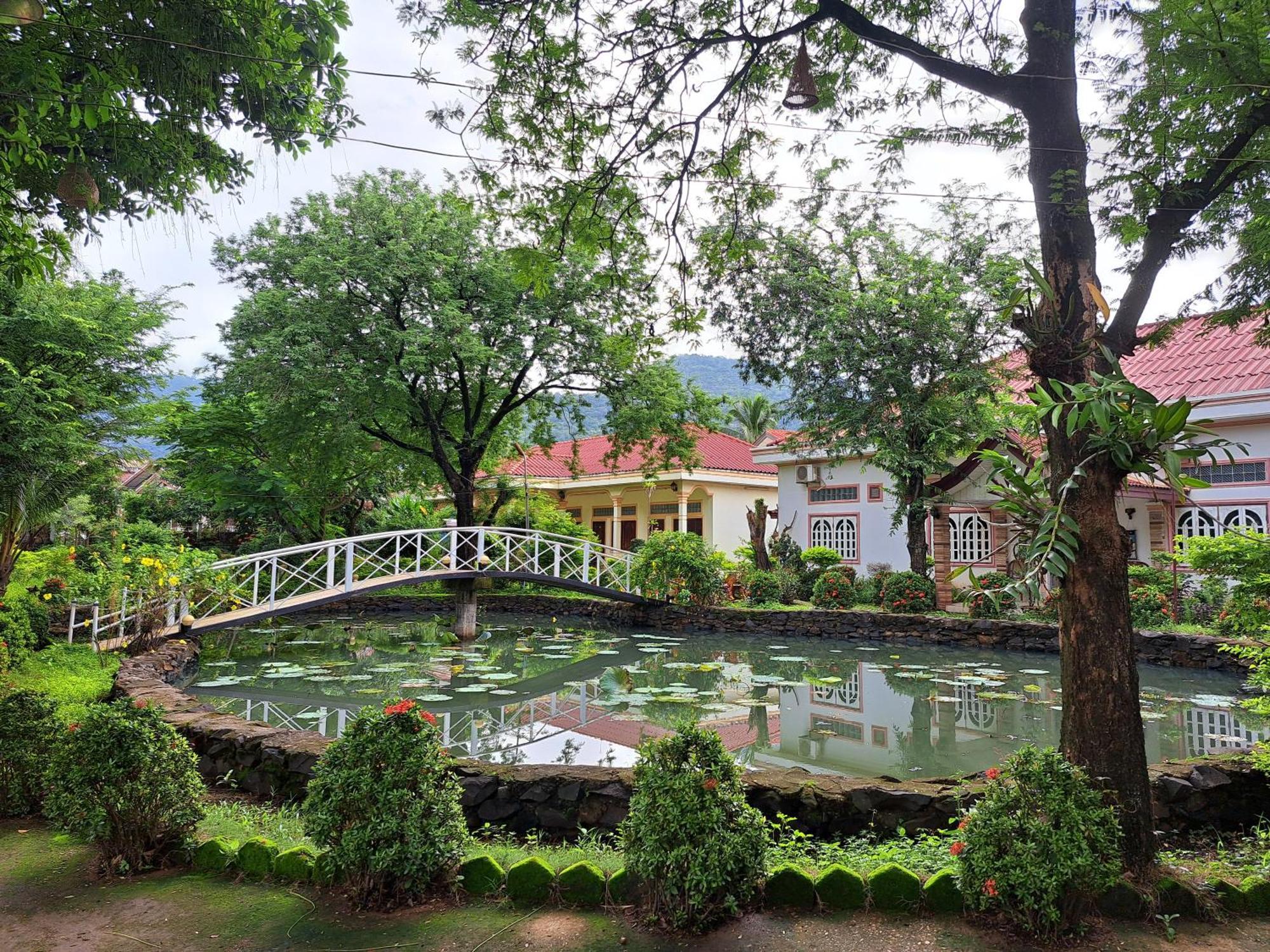Xuanmai Garden Resort Pakse Bagian luar foto