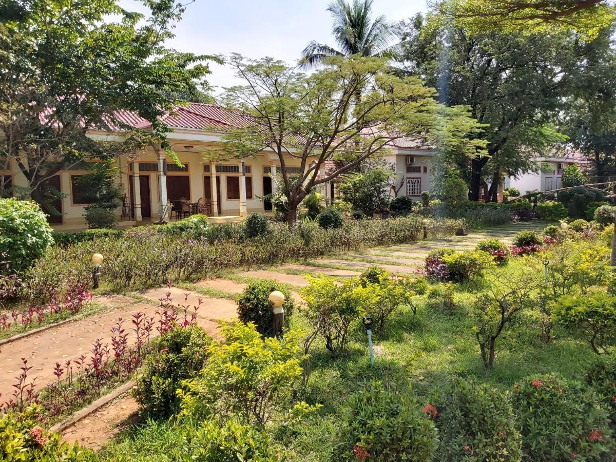 Xuanmai Garden Resort Pakse Bagian luar foto